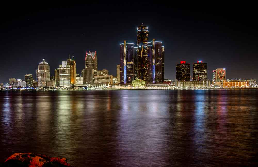 recycle LED fluorescent lamps tubes bulbs in Detroit Michigan with BulbCycle